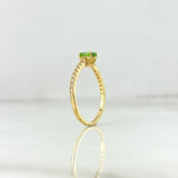 Anillo Solitario Churumbela 1.85gr / T6 / Circones Blancos-Verdes Oro Amarillo ©
