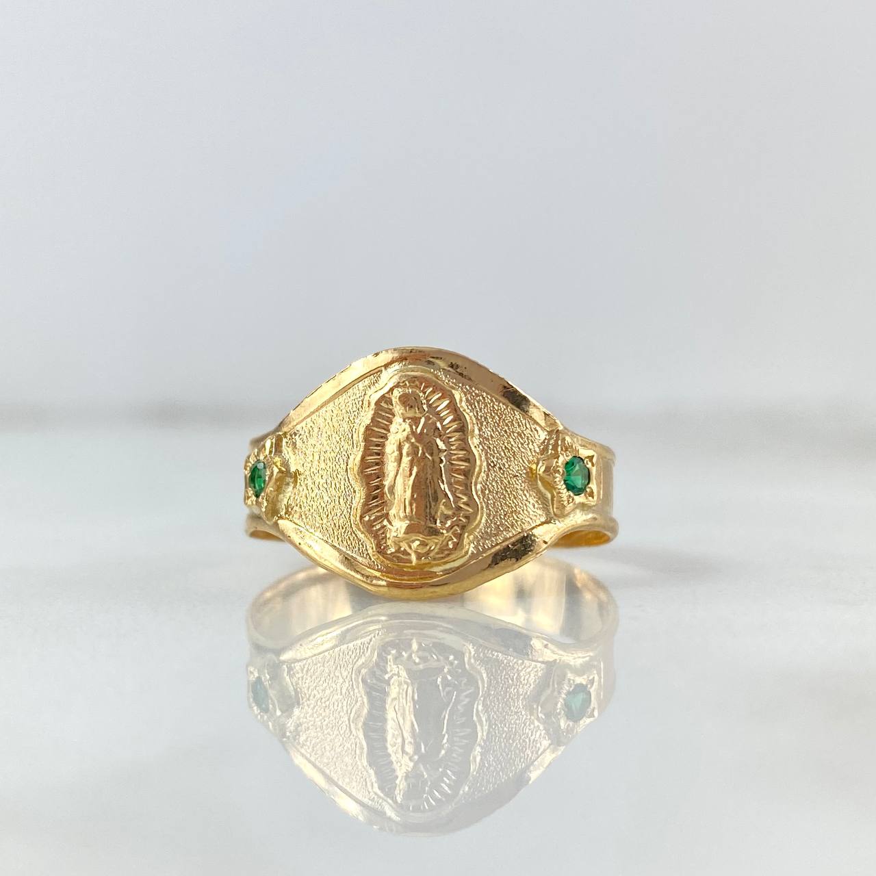 Anillo Sello Virgen de Guadalupe 2.35gr / T10 / Circones Verdes Oro Amarillo ©