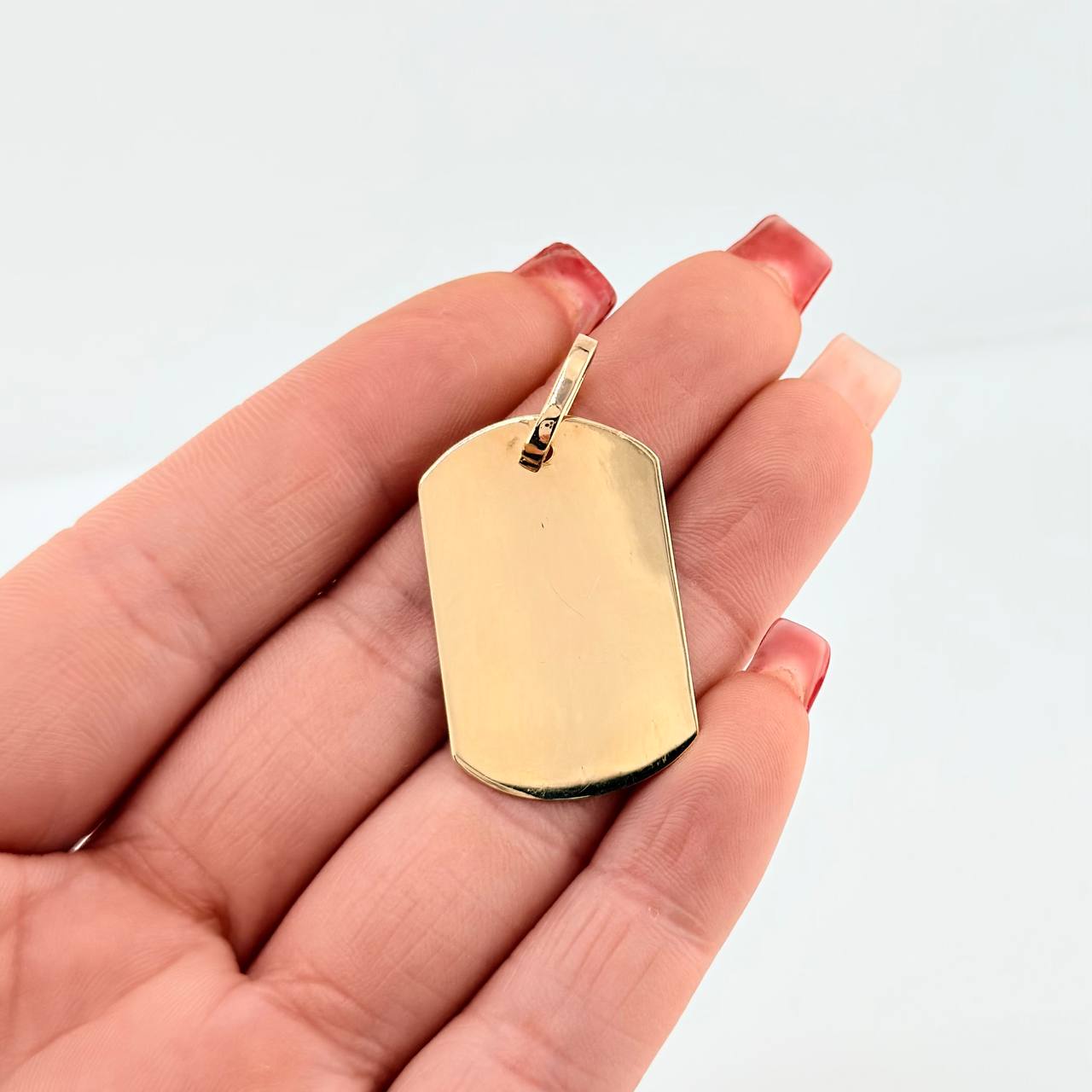 Dije Placa Rectangular 5.15gr / 3.9cm / Oro Amarillo 18K