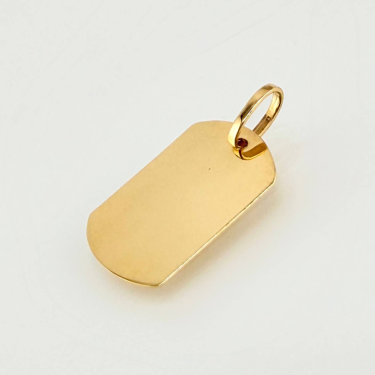 Dije Placa Rectangular 5.15gr / 3.9cm / Oro Amarillo 18K