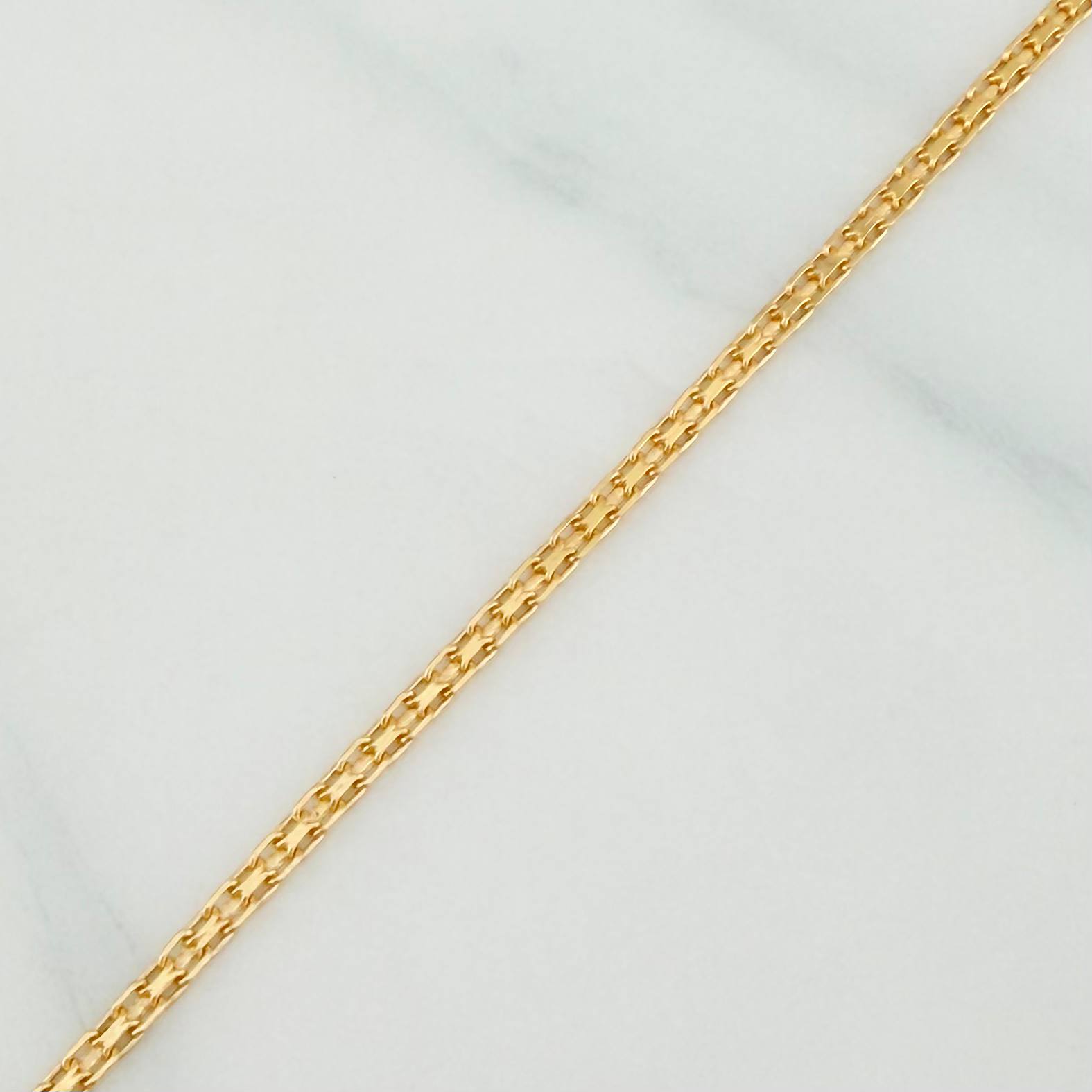 Cadena China 2.85 g / 40 cm / 1.6 mm Oro Amarillo 18K