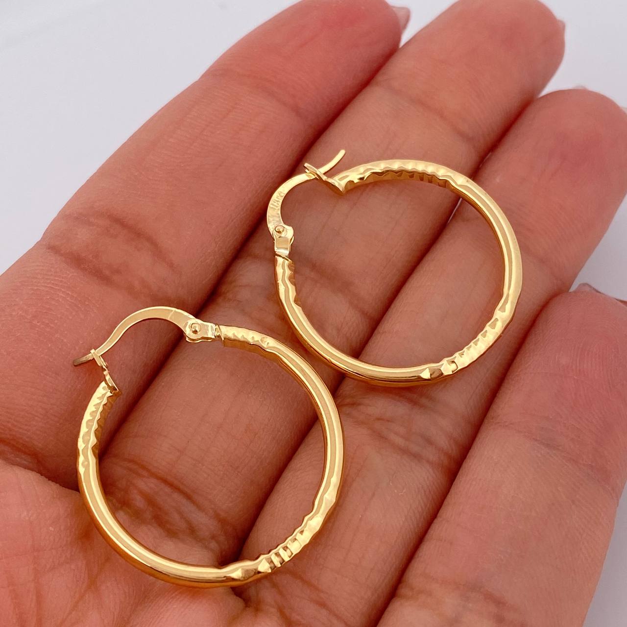 Candongas Megan 1.7gr / 2.8cm / Oro Amarillo 18K %