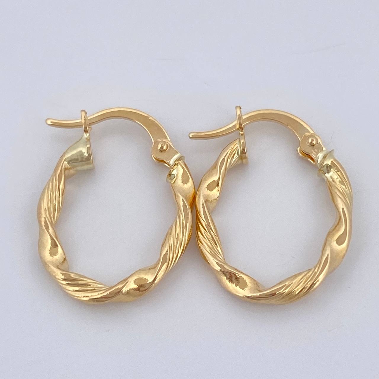 Candongas Asby Ovaladas 1.25gr / 2cm / Oro Amarillo 18K %