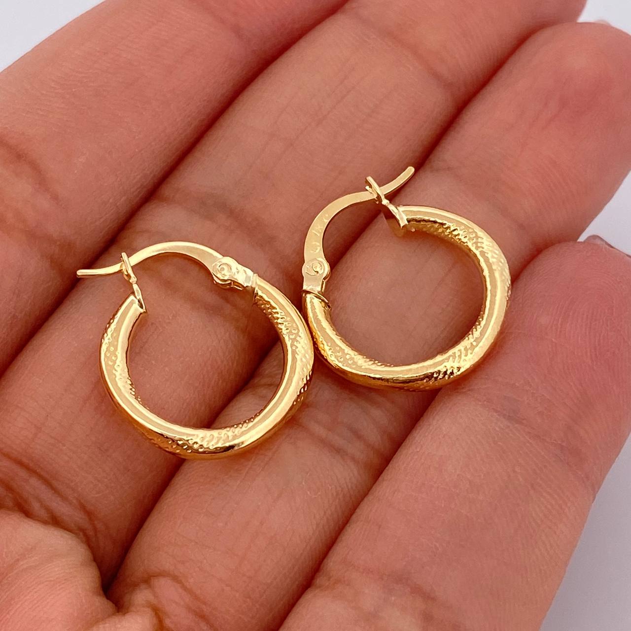 Candongas Solara 1.5gr / 2cm / Oro Amarillo 18K %