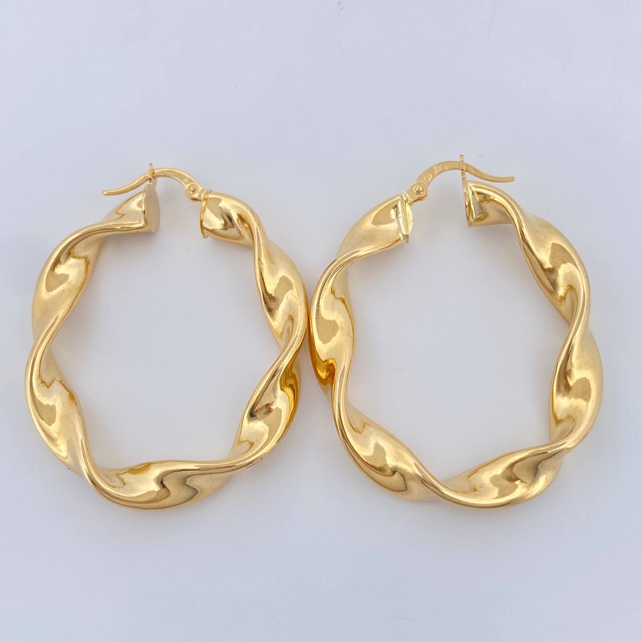 Candongas Amber Ovaladas 7gr / 4.3cm / Oro Amarillo 18K %