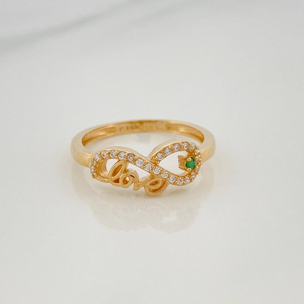 Anillo Infinito Love 2.55 g / T7 Oro Amarillo 18K