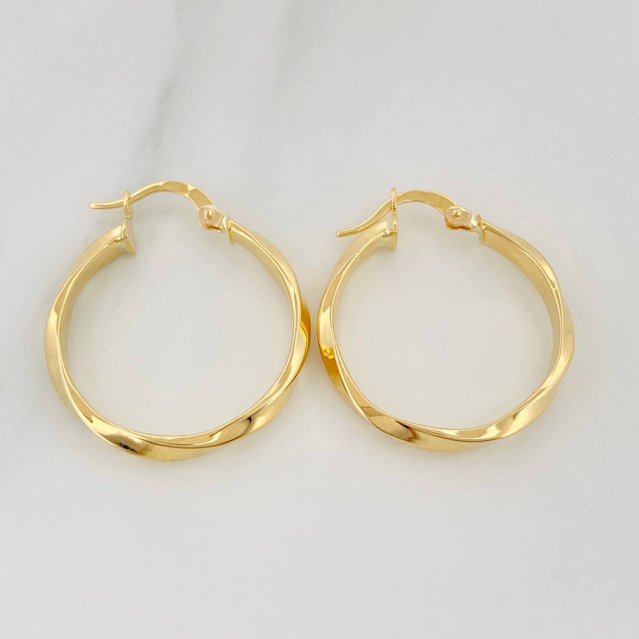 Candongas Linda 2.3 g / 2.05 cm Oro Amarillo 18K