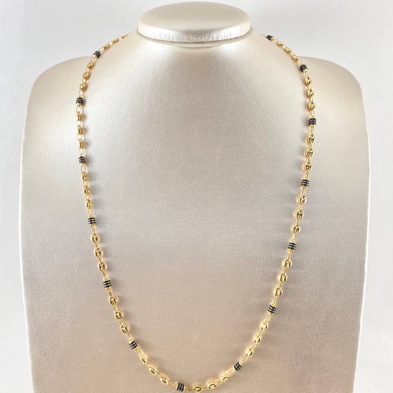 Cadena Gc Barril Cauchos Negros 9.75gr / 60cm / 4.5mm Oro Amarillo 18K ©