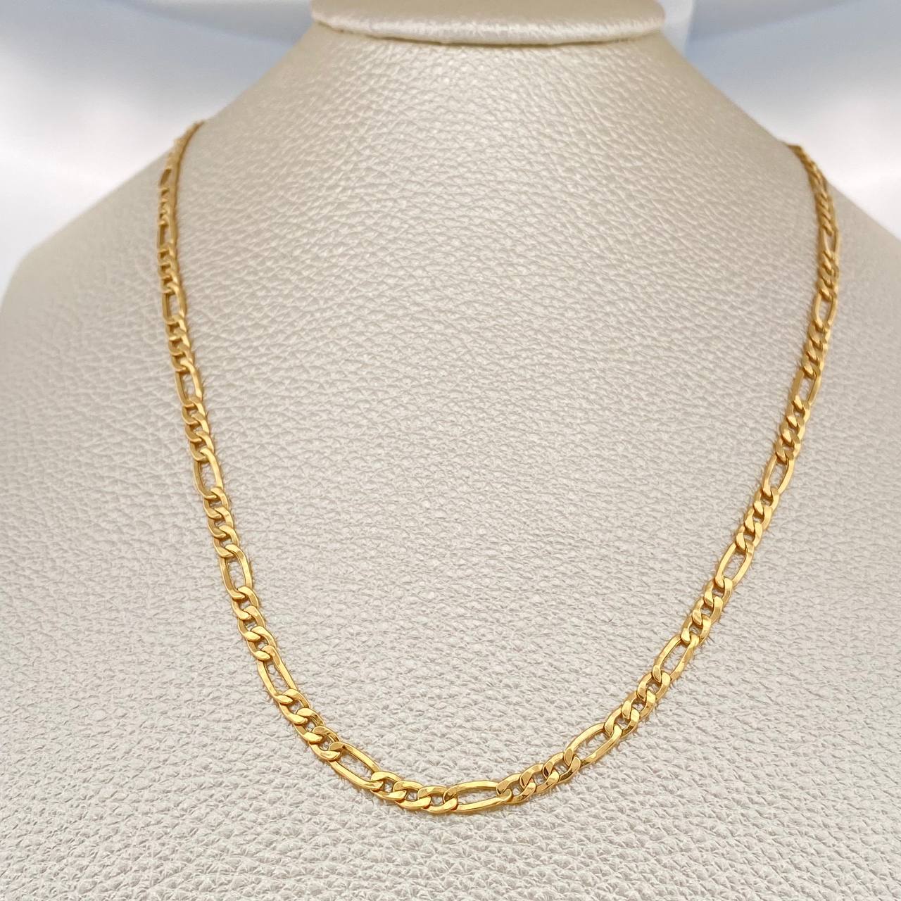 Cadena Figaro 4.7gr / 60.7cm / 3.3mm Oro Amarillo +1 18K %