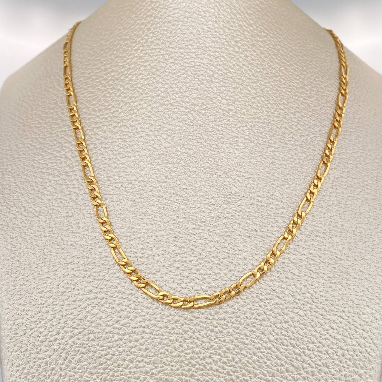 Cadena Figaro 6.35gr / 60.7cm / 3.14mm Oro Amarillo +1 18K %