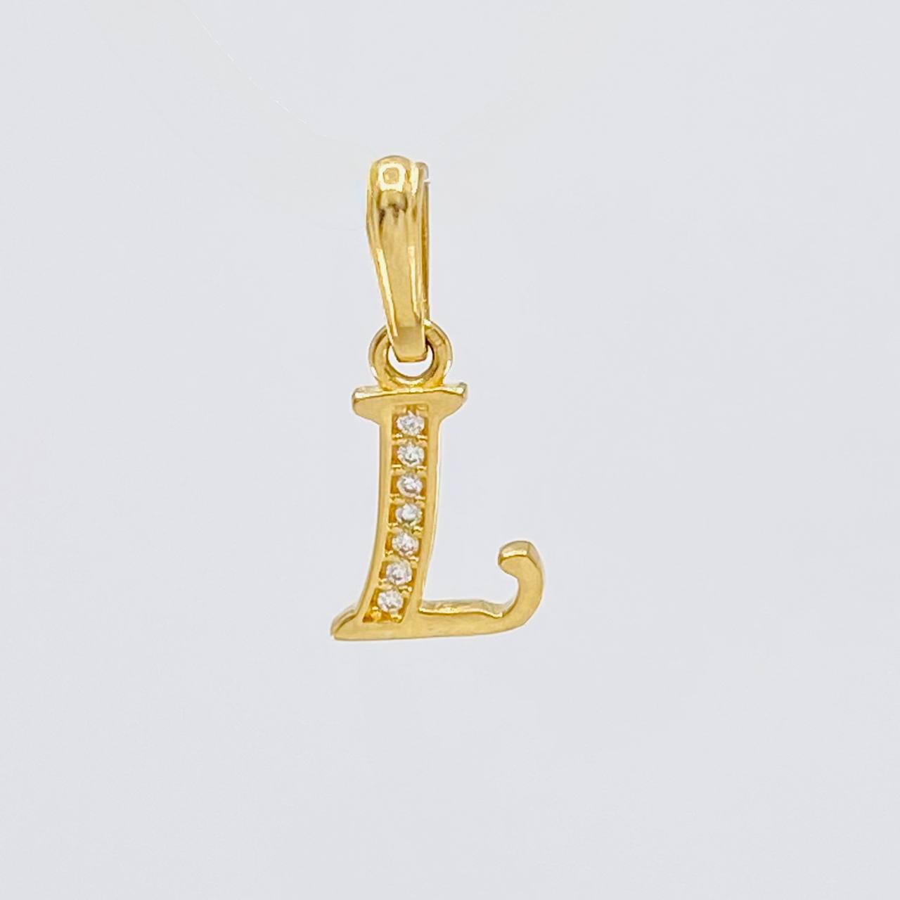 Dije Letra Cursiva L 0.85g / 1.9cm Oro Amarillo 18K