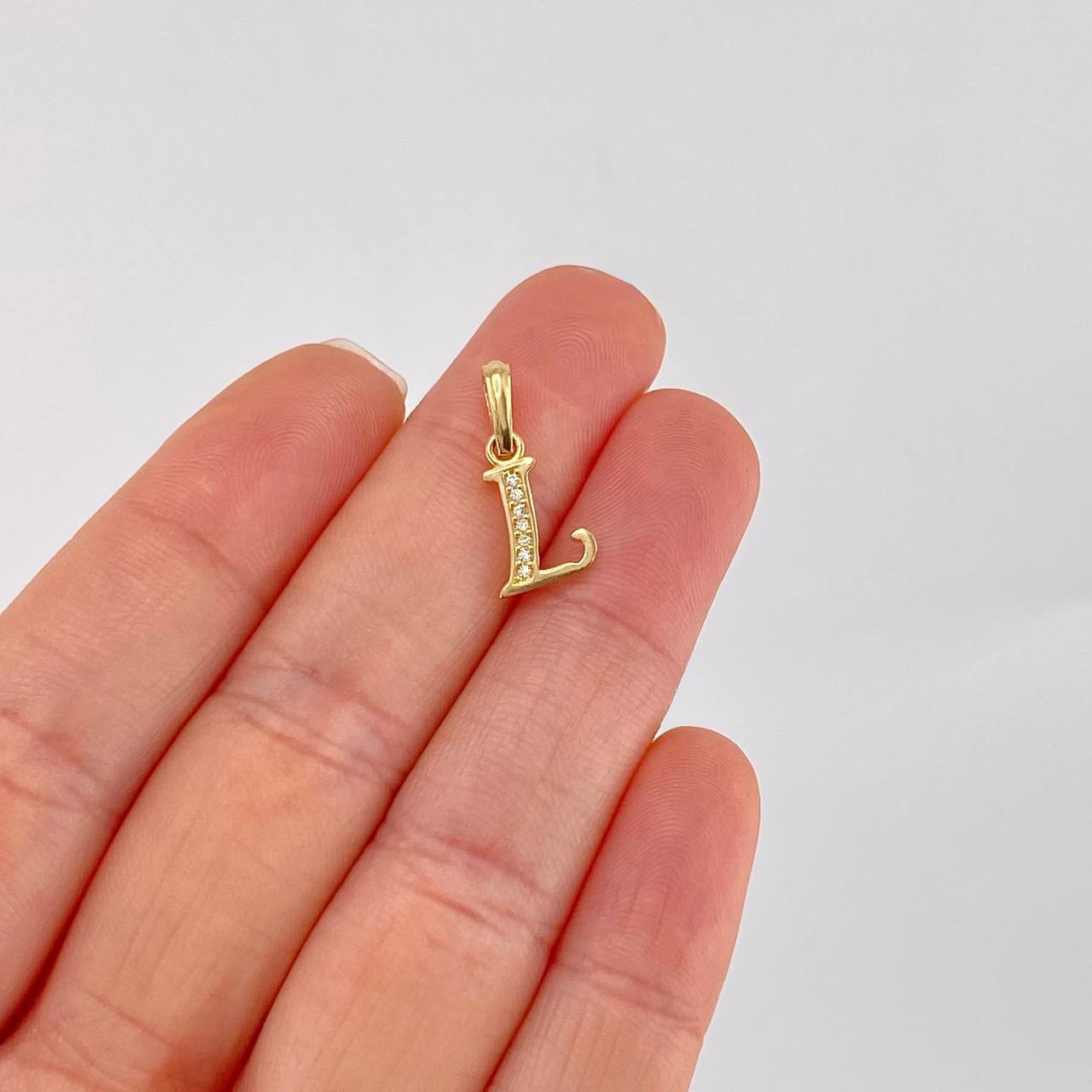 Dije Letra Cursiva L 0.85g / 1.9cm Oro Amarillo 18K