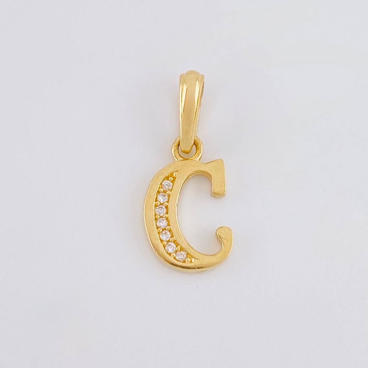 Dije Letra Cursiva C 1g / 1.8cm Oro Amarillo 18K