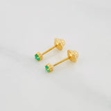 Topos Cuatro Garras Esmeraldas 09Pts 0.55 g / 2.2 mm Oro Amarillo 18K