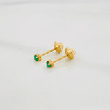 Topos Cuatro Garras Esmeraldas 09Pts 0.5 g / 2.2 mm Oro Amarillo 18K