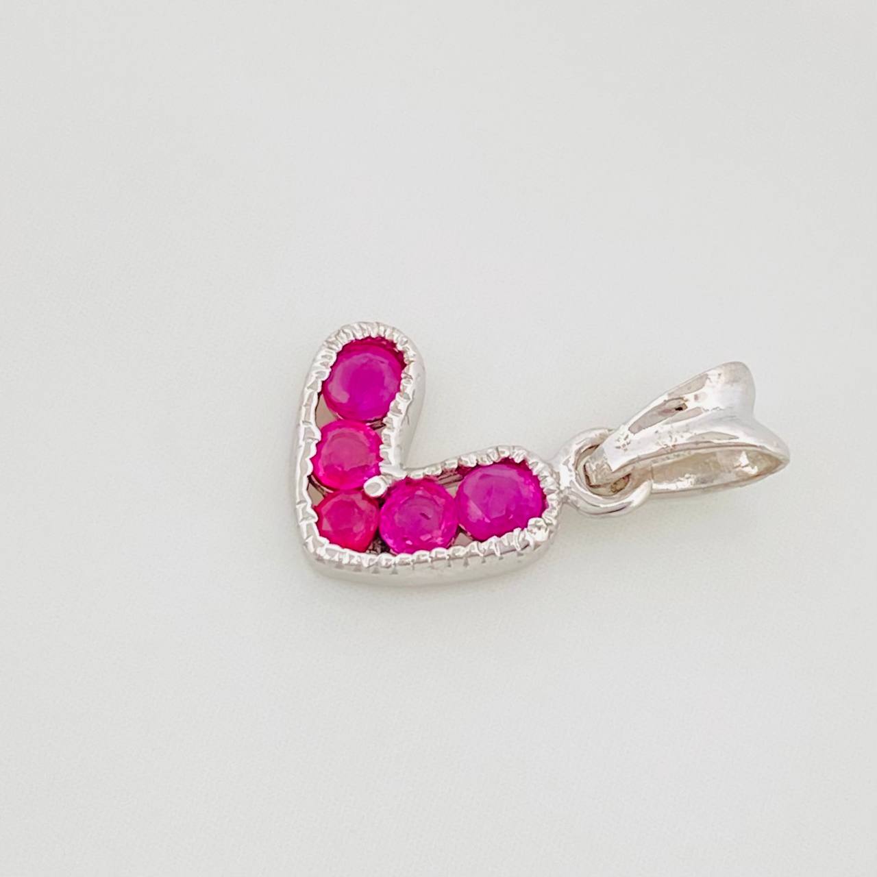 Dije Corazon Rubies 20Pts 0.5 g / 1.02 cm Plata 925