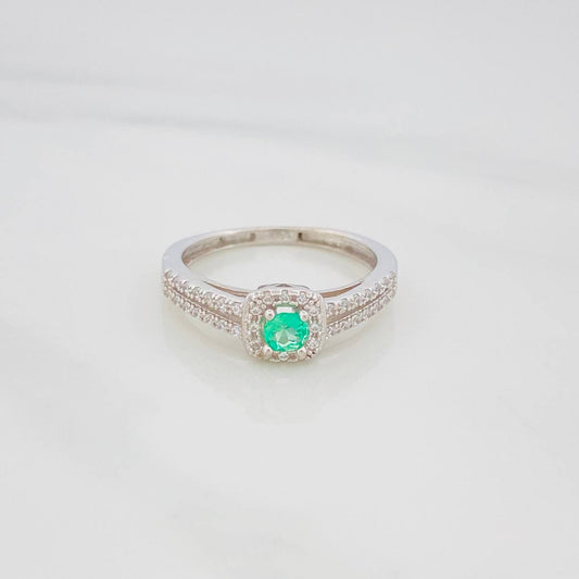 Anillo Halo Cuadrado Esmeralda 14Pts 1.75 g / T7 3/4 Plata 925
