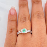Anillo Halo Cuadrado Esmeralda 14Pts 1.75 g / T7 3/4 Plata 925