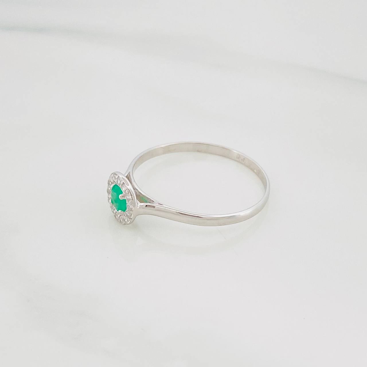 Anillo Bisel Esmeralda 14Pts 1.15 g / T6 1/2 Plata 925