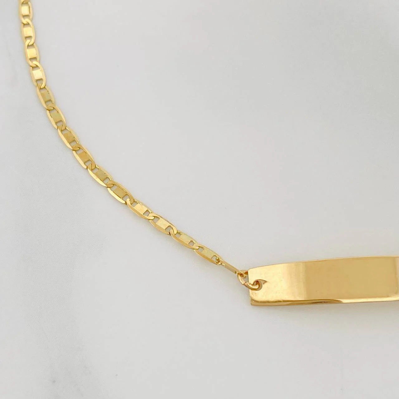 Pulso Escalera Plana 1.45 g / 17.3 cm / 0.4 mm Oro Amarillo 18K