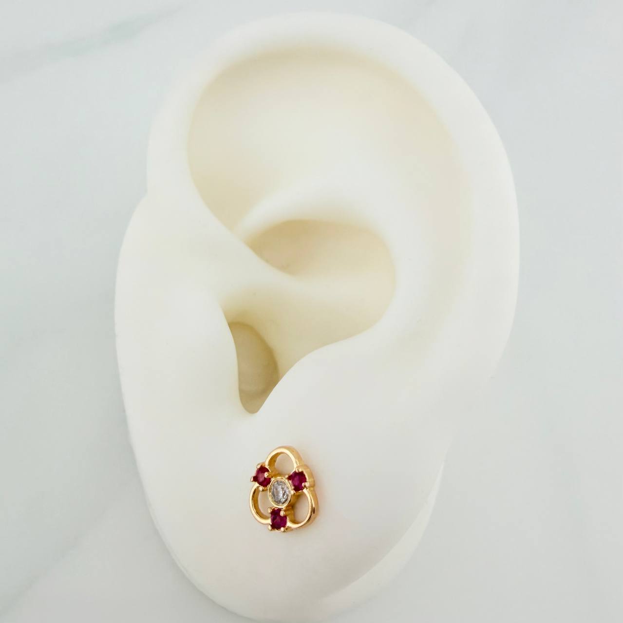 Topos Iris 0.9gr / 4mm Oro Amarillo 18K