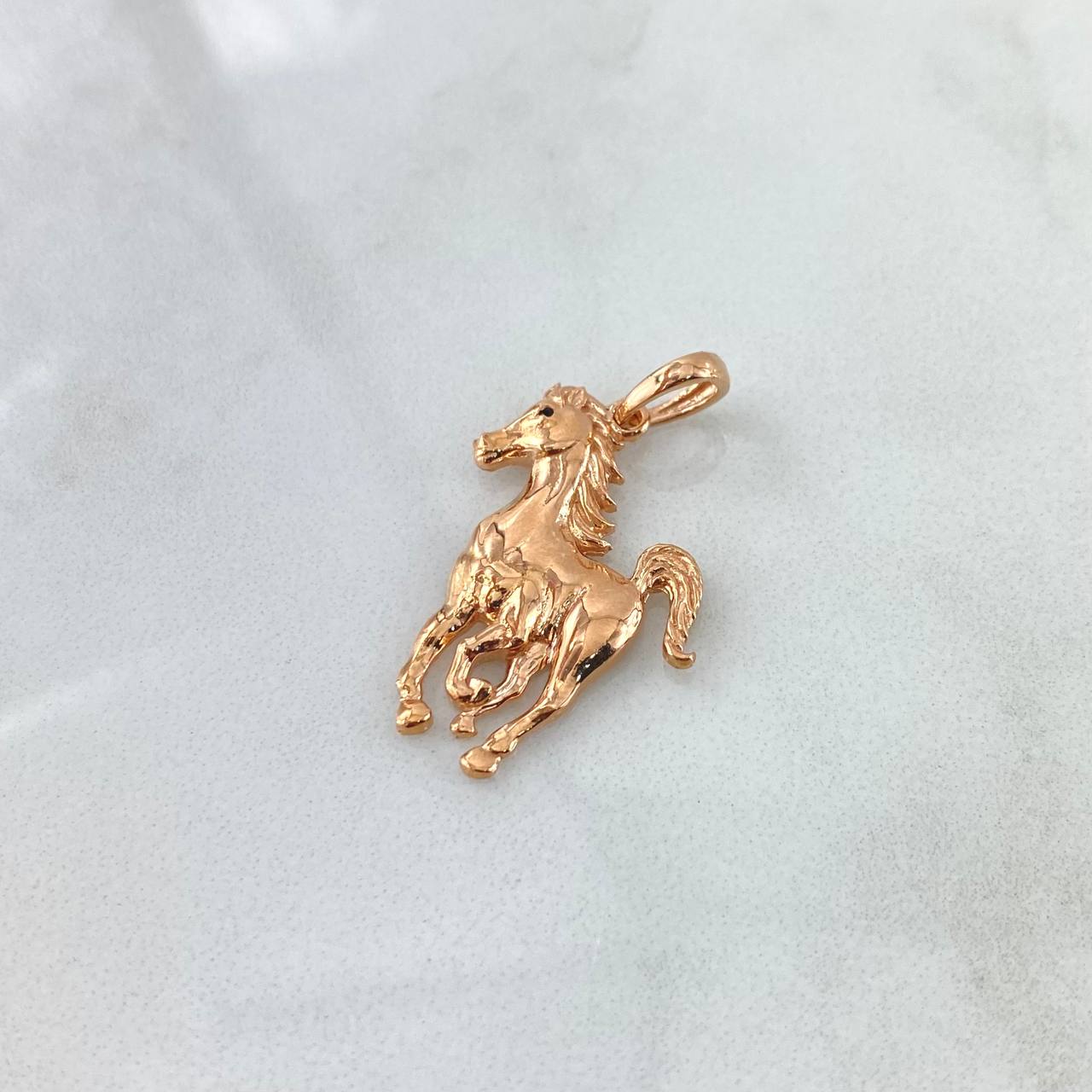 Dije Caballo 3.05gr / 3.2cm / Circon Negro Oro Rosa 18K ©
