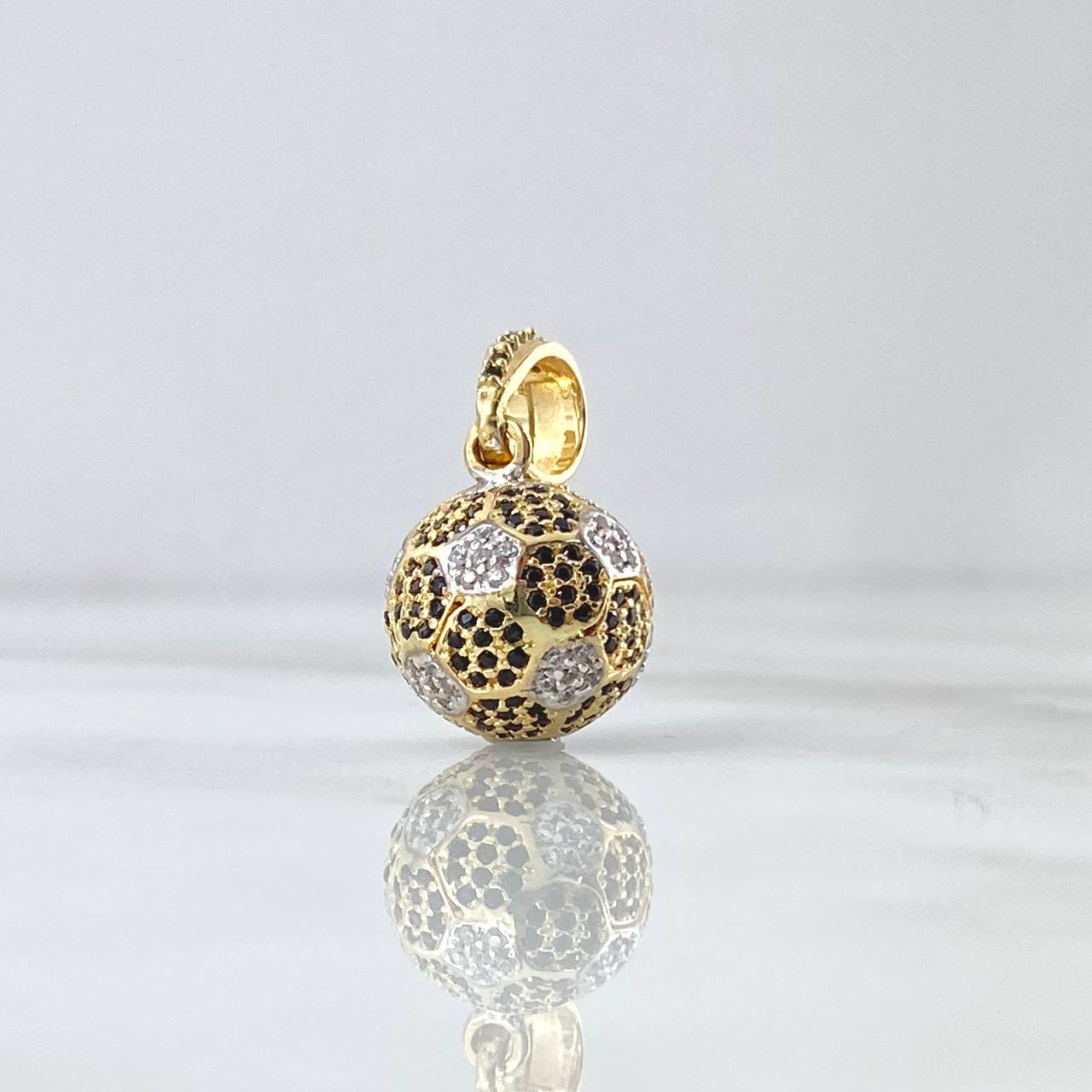 Dije Balon De Fútbol 7.05gr / 2cm / Circones Blancos Negros Oro Amarillo 18K ©