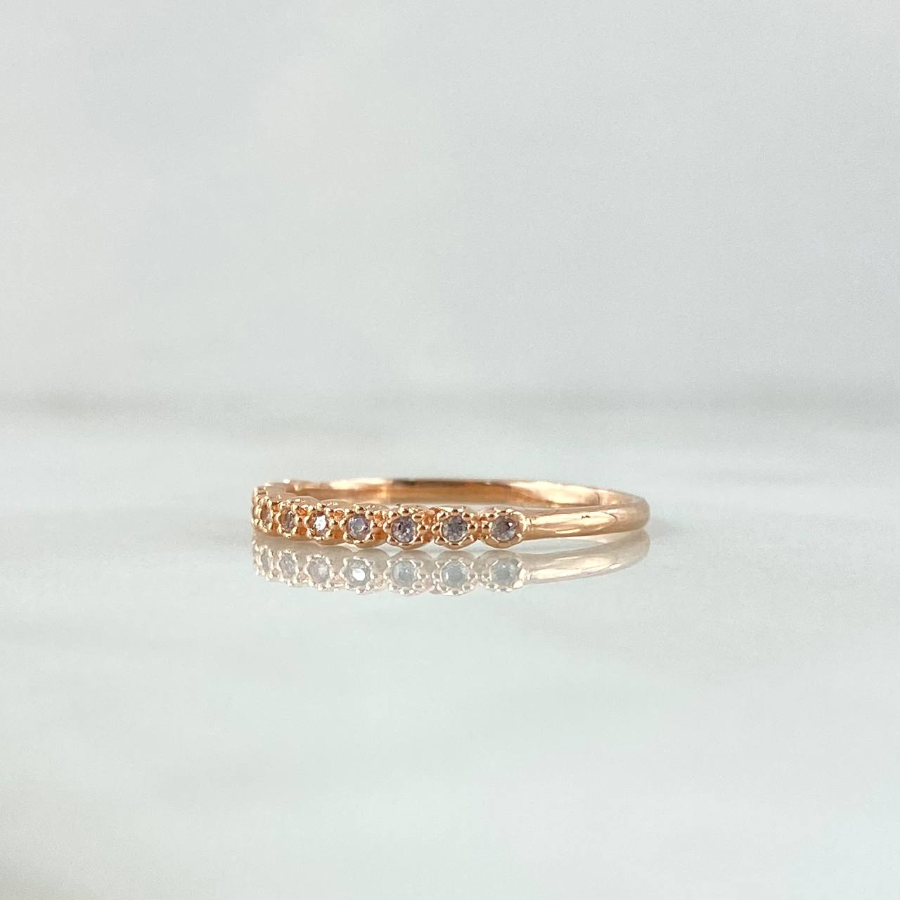 Anillo Linea de Ojos 1.45gr / T7 3/4 / Circones Blancos Oro Rosa 18K ©