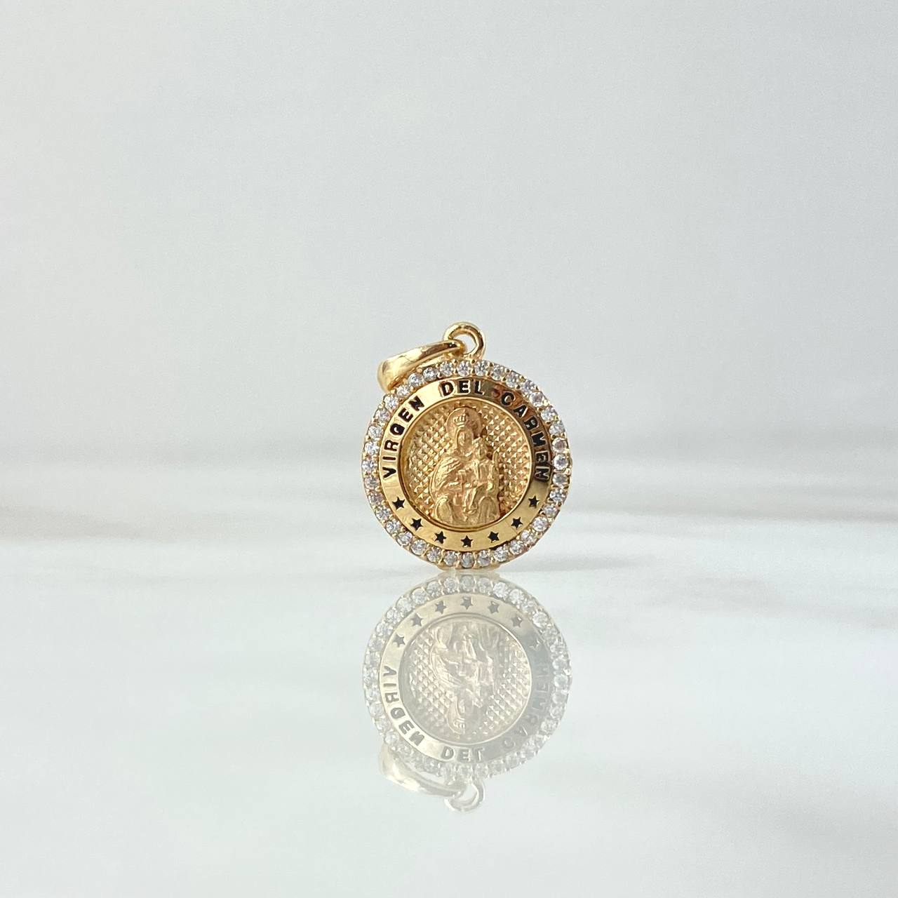 Dije Virgen del Carmen 2.4gr / 2cm / Circones Blancos Oro Amarillo 18K