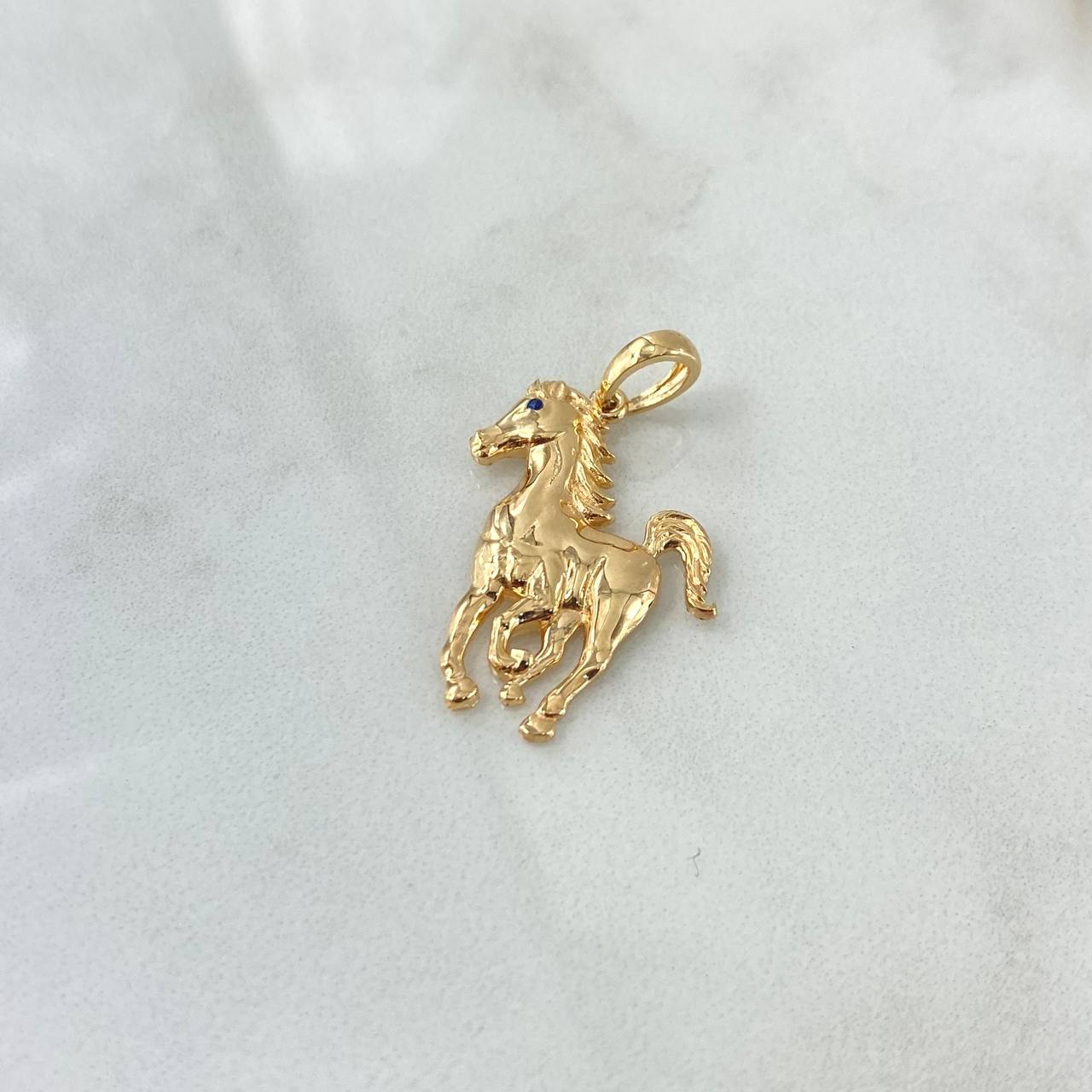 Dije Caballo  2.7gr / 3.2cm / Circon Azul Oro Amarillo 18K