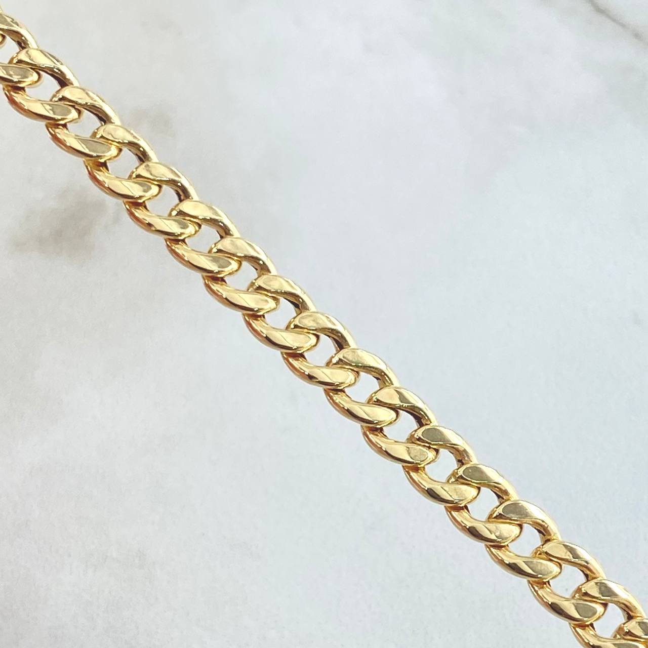 Cadena Cubana 6.05gr / 50cm / Oro Amarillo +1 18K ©