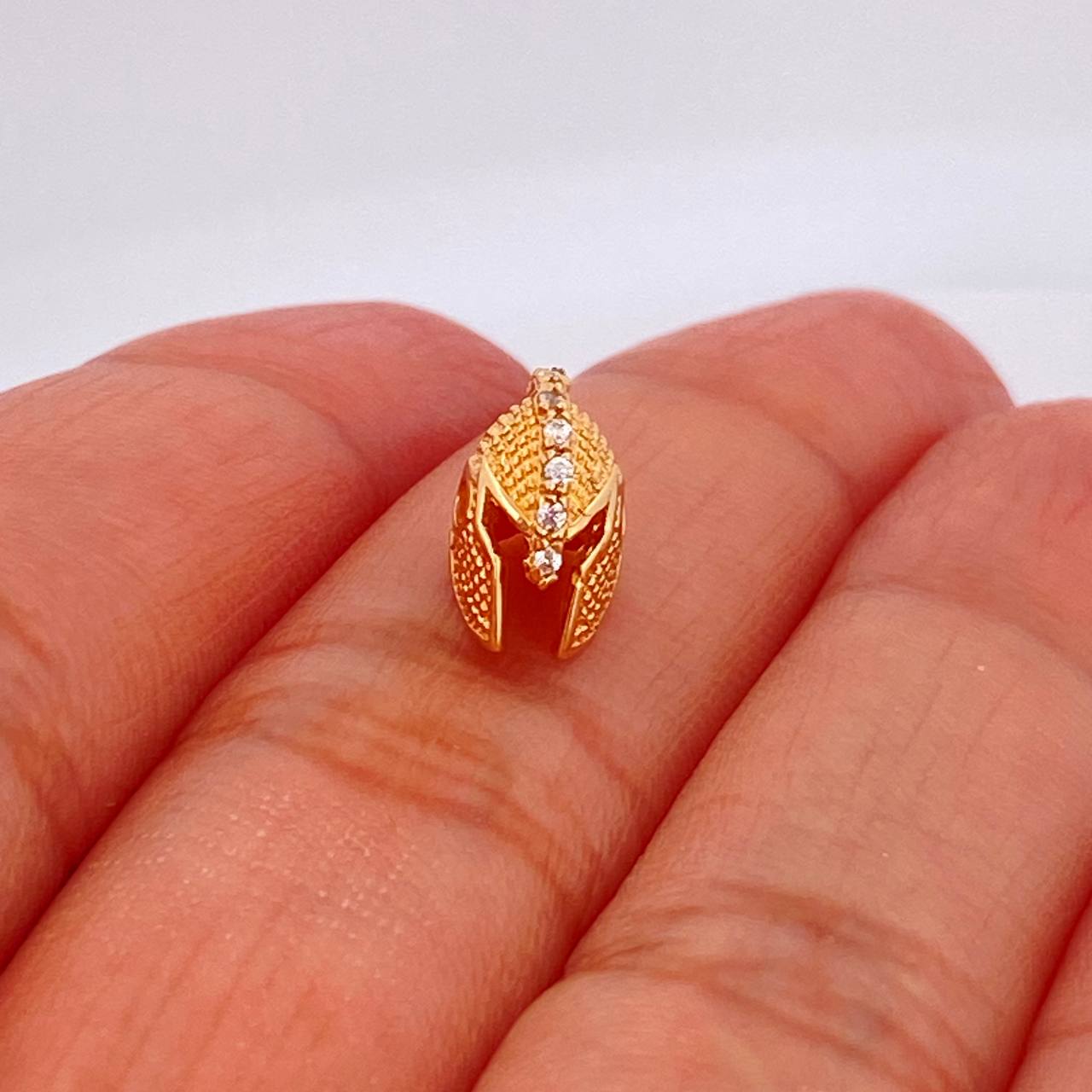 Herraje Casco Romano 1.35gr / 1cm / Oro Amarillo 18K %