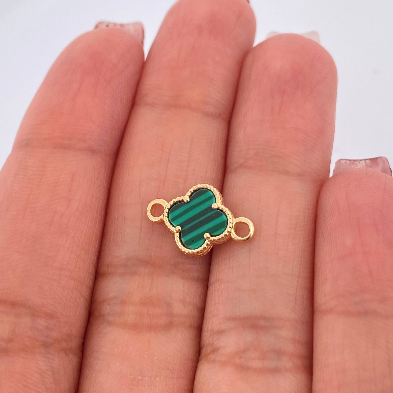 Herraje Trebol 0.85gr / 1.5cm / Oro Amarillo Nac.Esp. 18K %