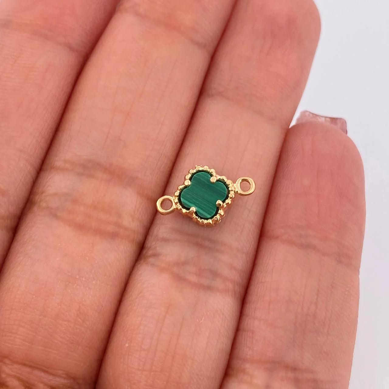 Herraje Trebol Malaquita Verde 0.7 g / 1.5 cm Oro Amarillo 18K