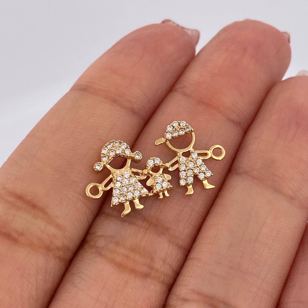 Herraje Familia Silueta 1.65gr / 2.3cm / Oro Amarillo 18K %