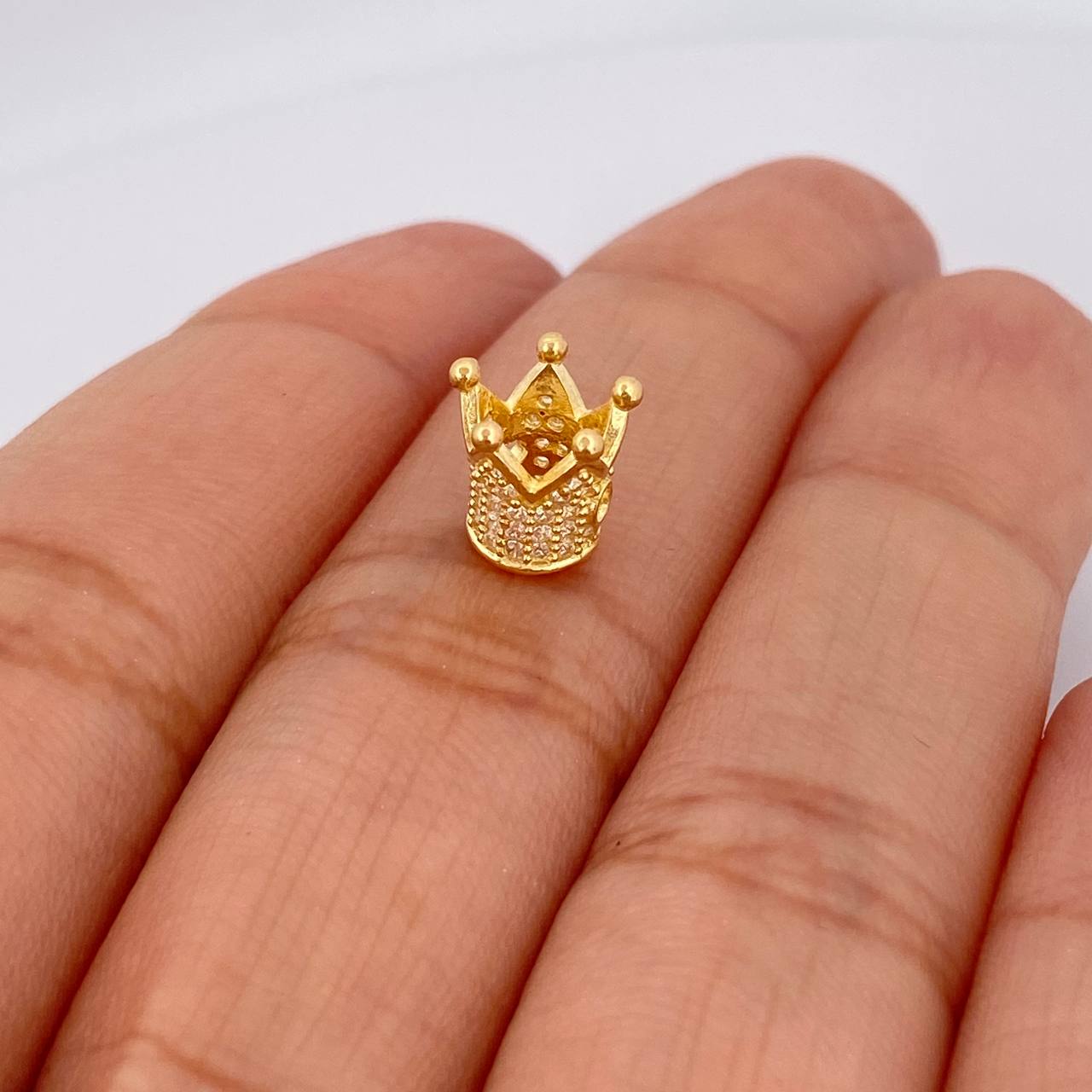 Herraje Corona 1.05gr / 0.9cm / Oro Amarillo 18K %