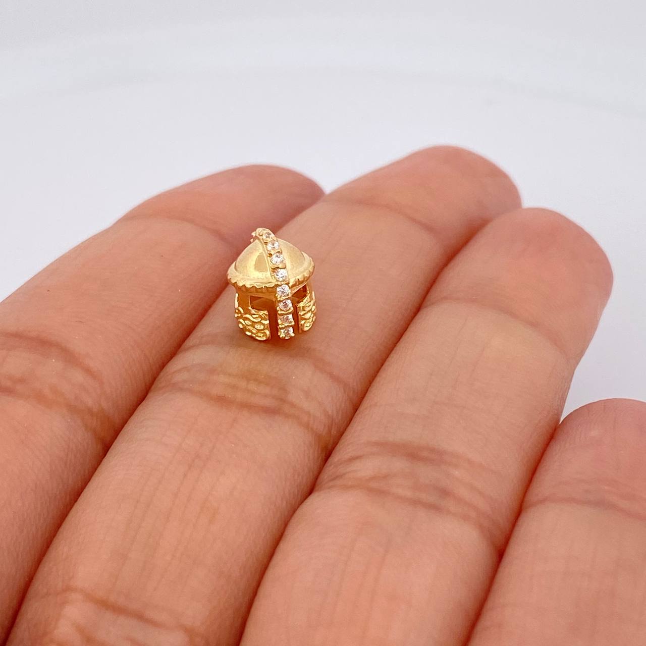 Herraje Casco Guerrero 1.1gr / 1cm / Oro Amarillo 18K %