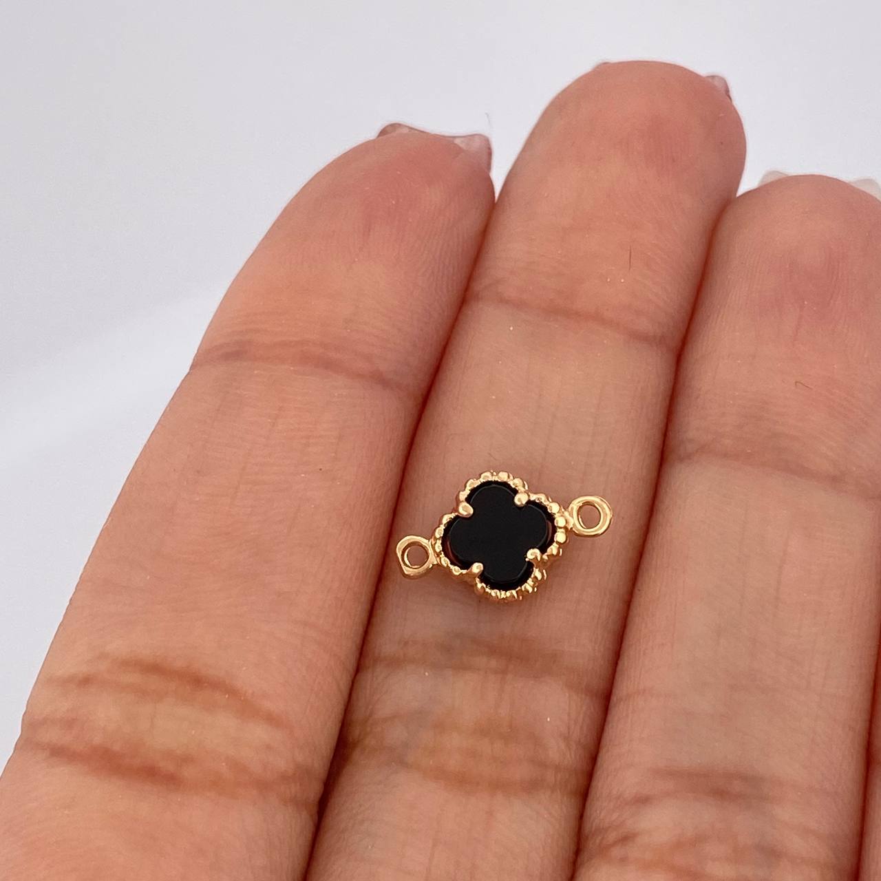 Herraje Trebol 0.75gr / 1.3cm / Oro Amarillo Nac.Esp. 18K %