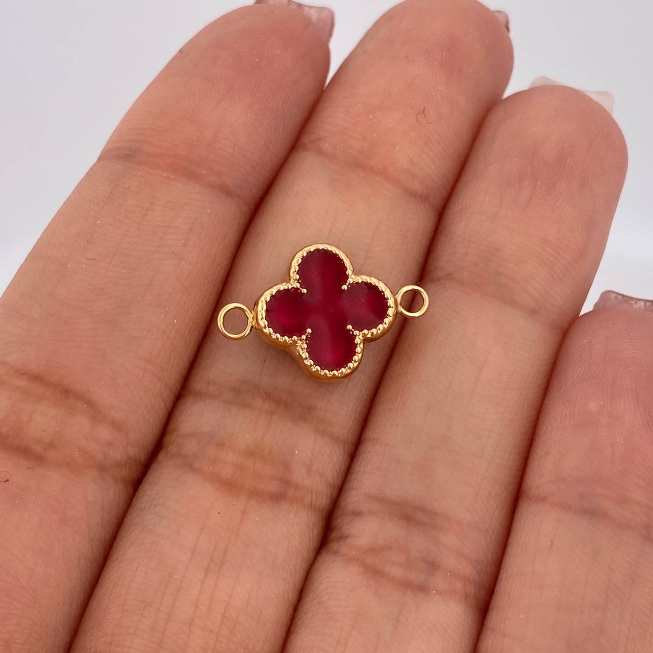 Herraje Trebol 0.75gr / 1.8cm / Oro Amarillo 18K %