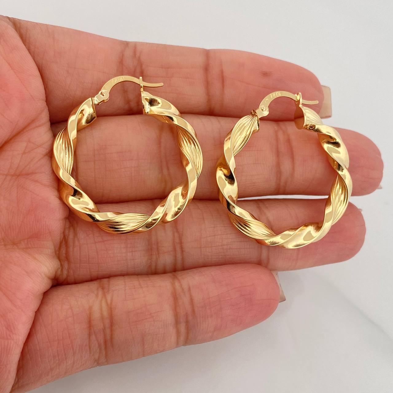 Candongas Jenn 3.95 g / 3.1 cm Oro Amarillo 18K