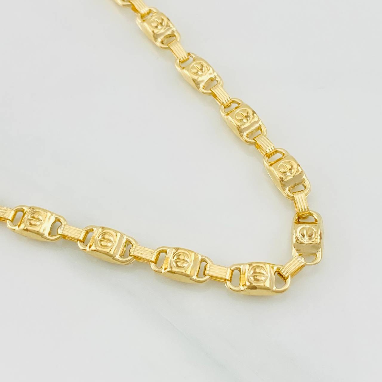 Cadena Rustica Tornillo 17.95g / 60cm / 5.2mm Oro Amarillo 18K