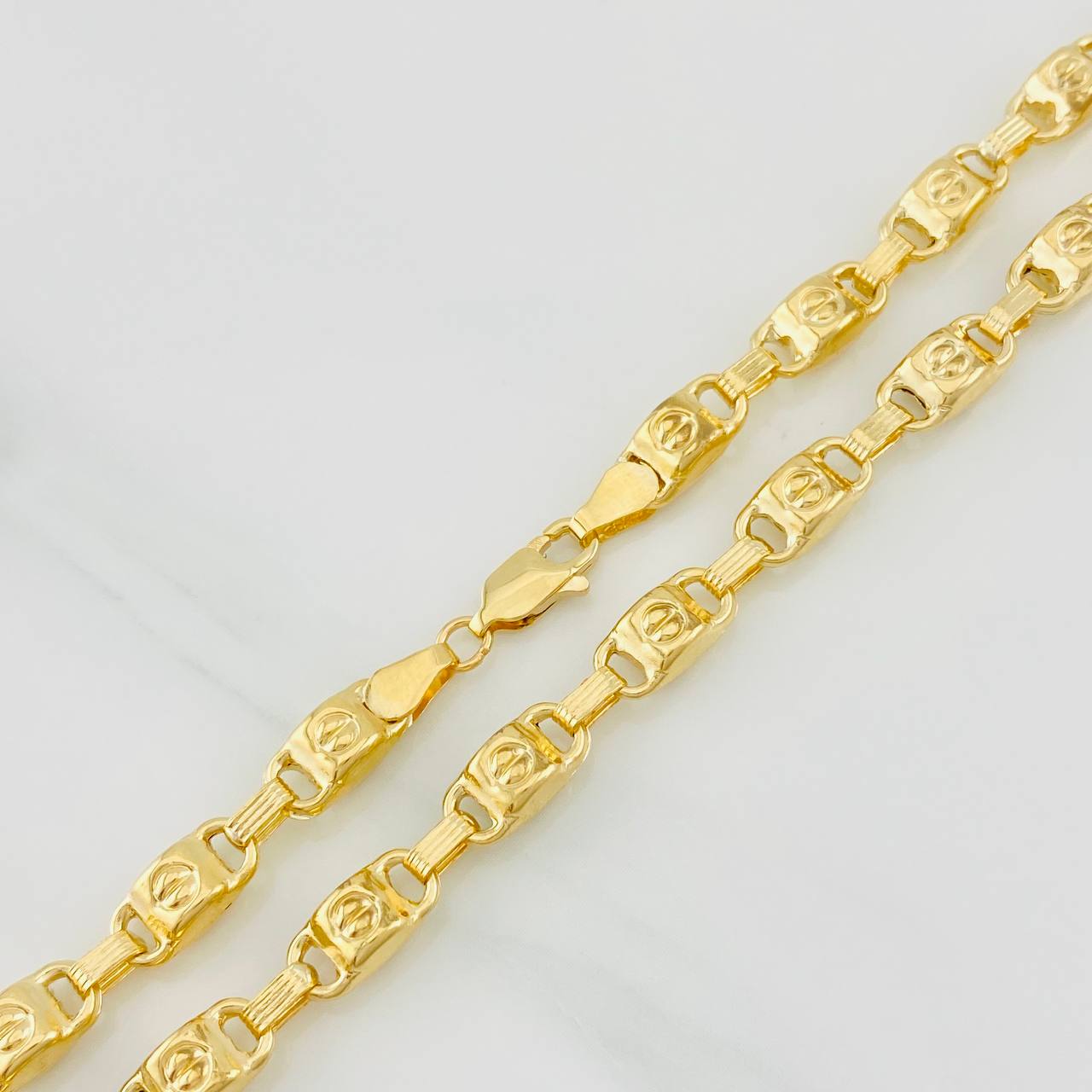 Cadena Rustica Tornillo 17.95g / 60cm / 5.2mm Oro Amarillo 18K