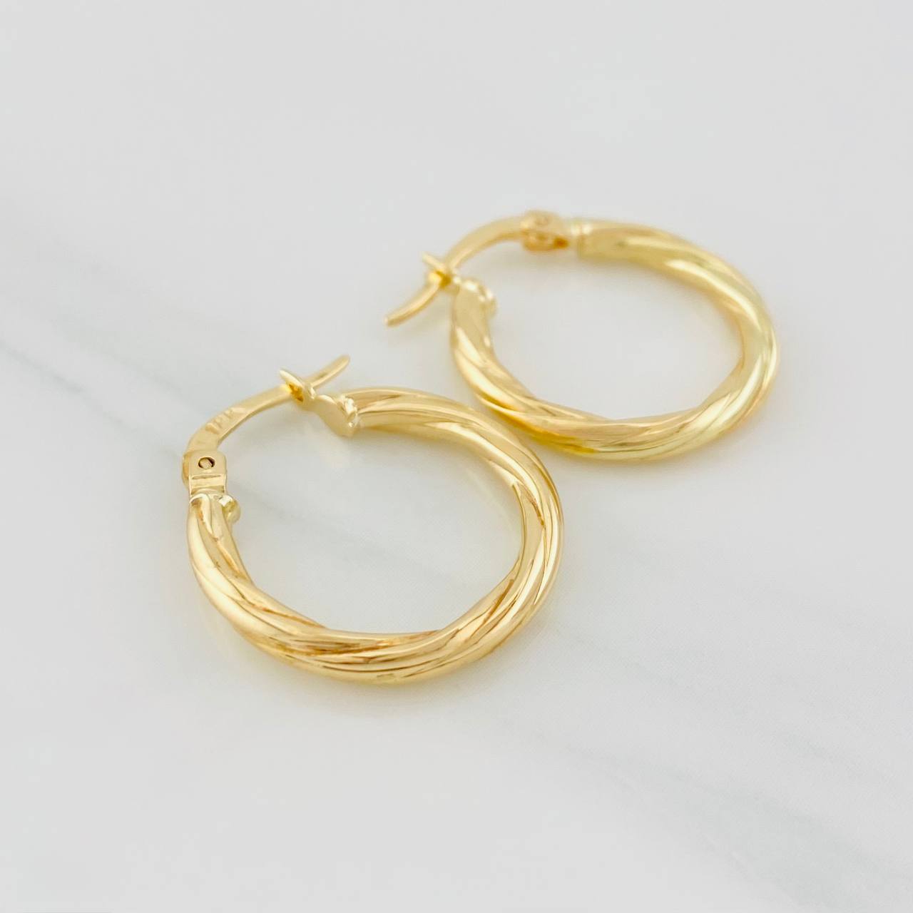 Candongas Mary 1.5g / 1.9cm Oro Amarillo 18K