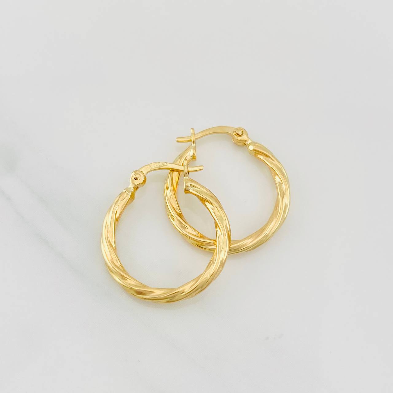 Candongas Mary 1.2g / 1.9cm Oro Amarillo 18K