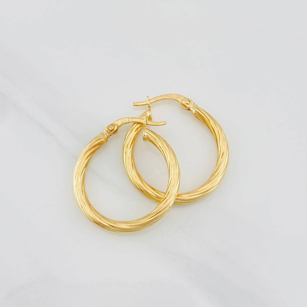 Candongas Mary 1.65g / 2.3cm Oro Amarillo 18K