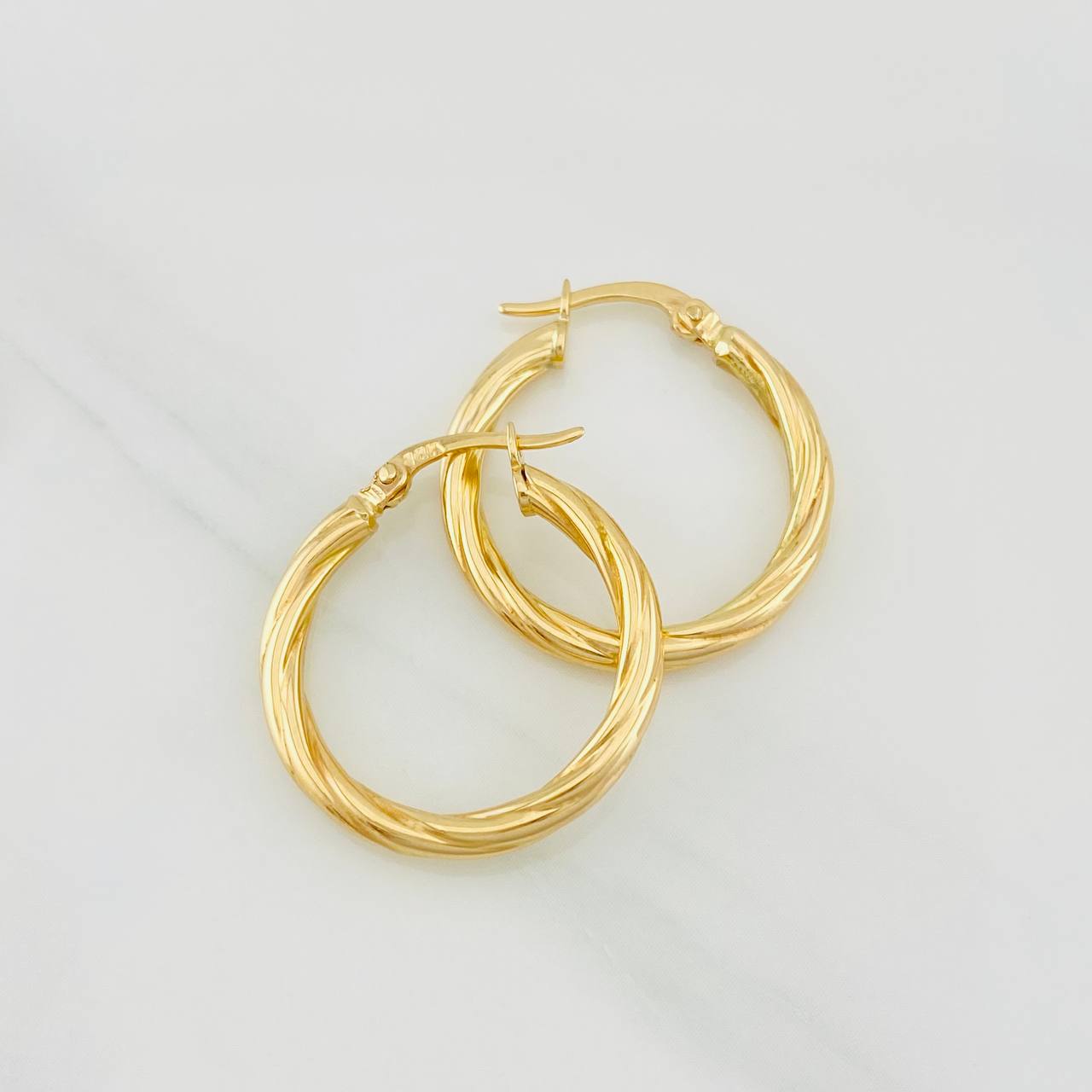 Candongas Mary 1.85g / 2.3cm Oro Amarillo 18K