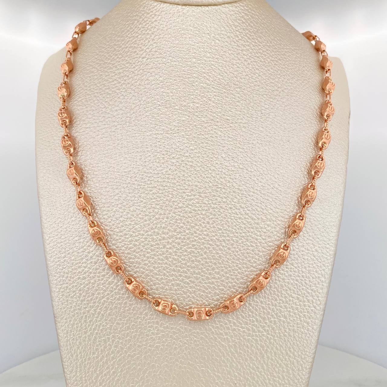 Cadena Rustica Tornillo 15.95gr / 63.5cm / 4.5mm Oro Rosa 18K $