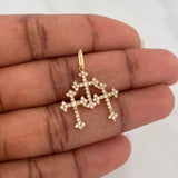 Dije Tres Cruces 1.5gr / 2.5cm / Oro Amarillo 18K %