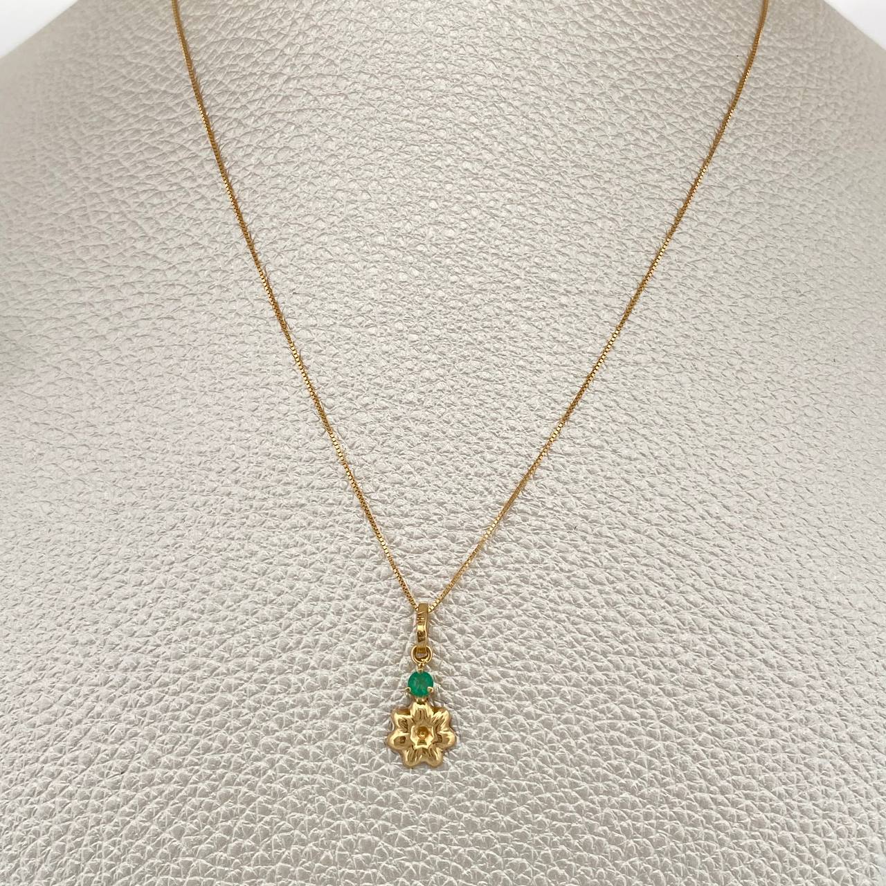 Set Cadena y Dije Veneciana + Dije Flor Esmeralda 1.25gr / 45cm / 0.4mm Oro Amarillo 18K  (joya) %