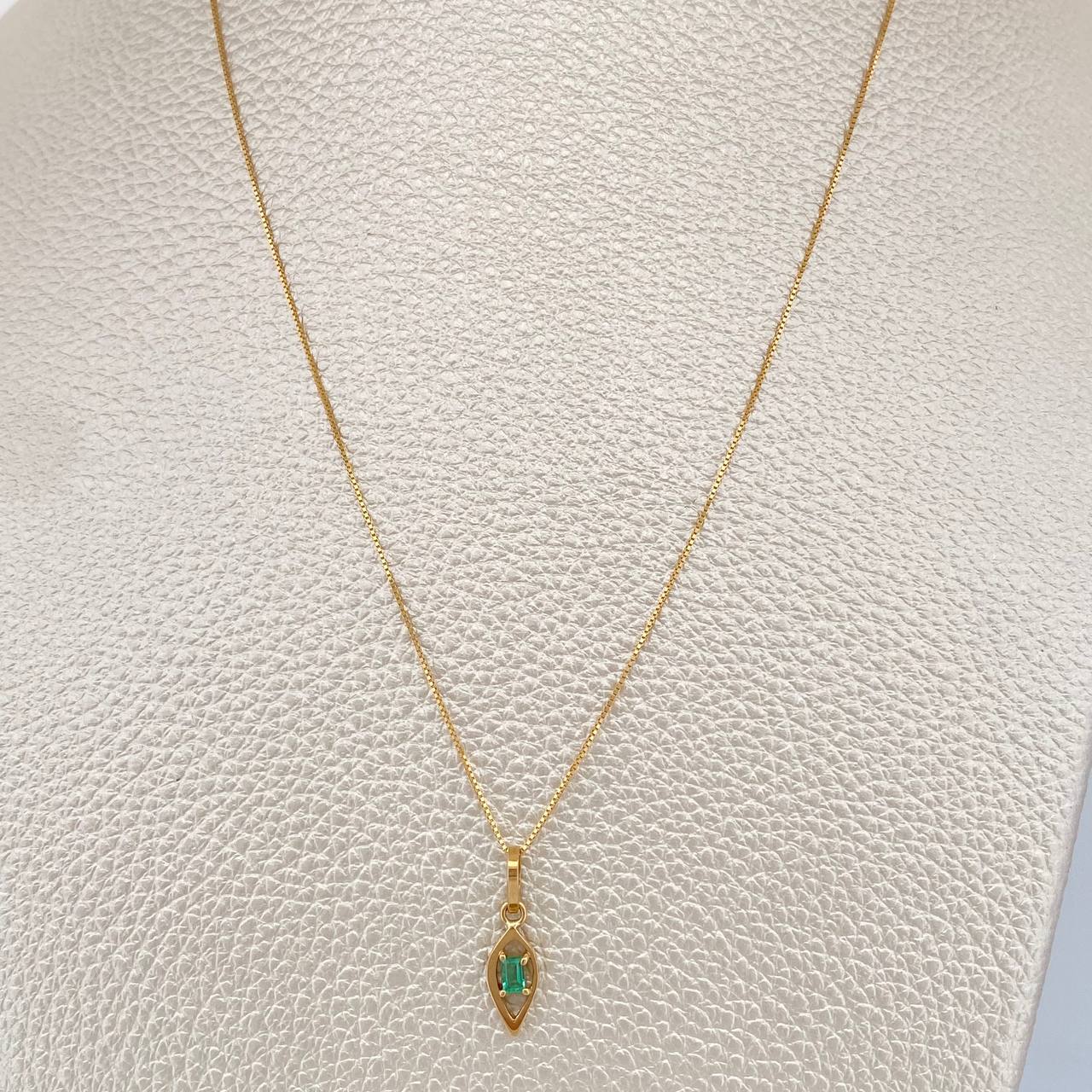 Set Cadena y Dije Veneciana + Dije Hojas Esmeralda 1.3gr / 40cm / 0.4mm Oro Amarillo 18K (joya) %